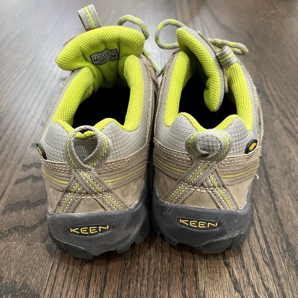 Keen Voyager Women’s 8.5 - Picture 3 of 9